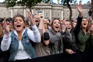 cheering women